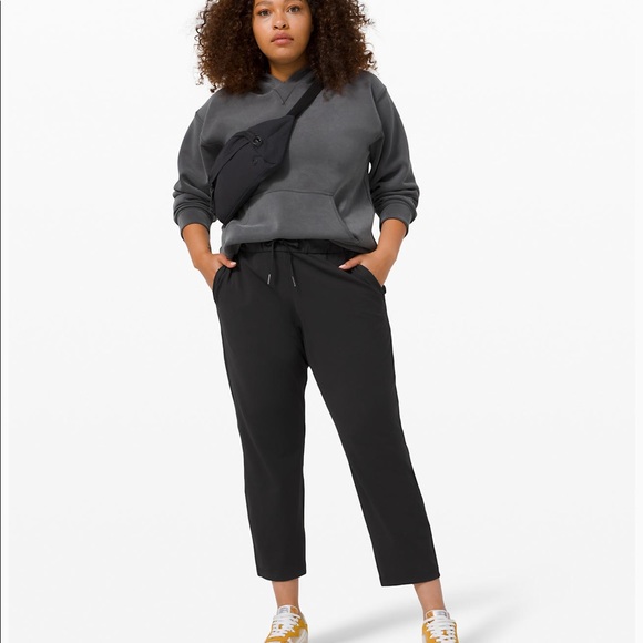 Lululemon On The Fly Pants Black Size 10